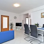 Valter 2136 *