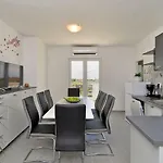 Valter 2136 Дом отдыха Воднян