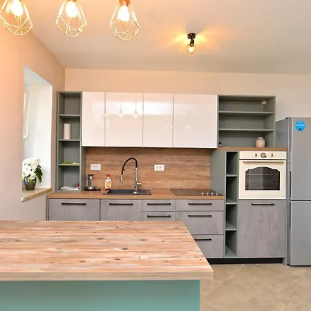 Valter 2136 Semesterbostad