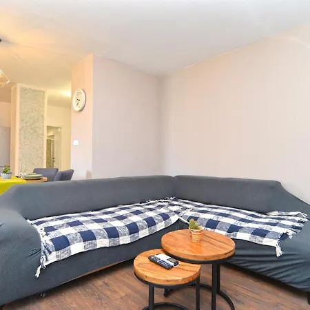 Valter 2136 Semesterbostad Vodnjan