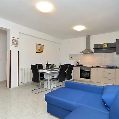 Valter 2136 Semesterbostad *