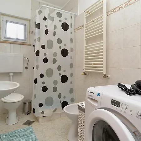 Valter 2136 Holiday home