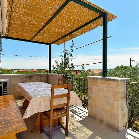 Valter 2136 Semesterbostad Vodnjan