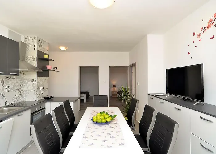 Valter 2136 펜션 *