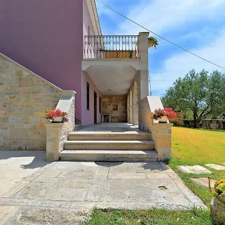 Valter 2136 Holiday home *