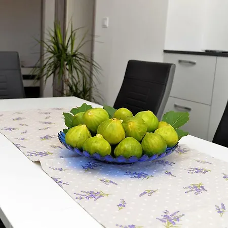Ferienhaus Valter 2136 *